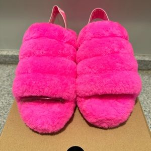 UGG Fluffy Yeah Slide -Bright Pink!